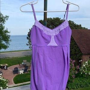 Lululemon athletic tank top built-in shelf bra